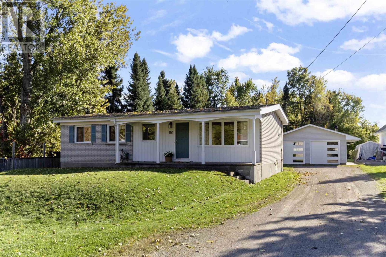 1171 Third Lin, Sault Ste. Marie, Ontario P6A 6J8 - Photo 1 - SM252956