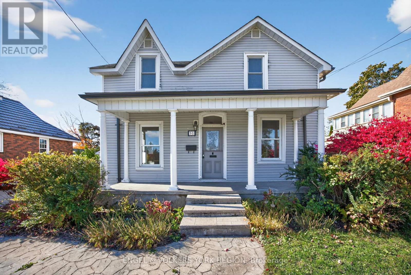 52 PARKSIDE DRIVE, Barrie, Ontario