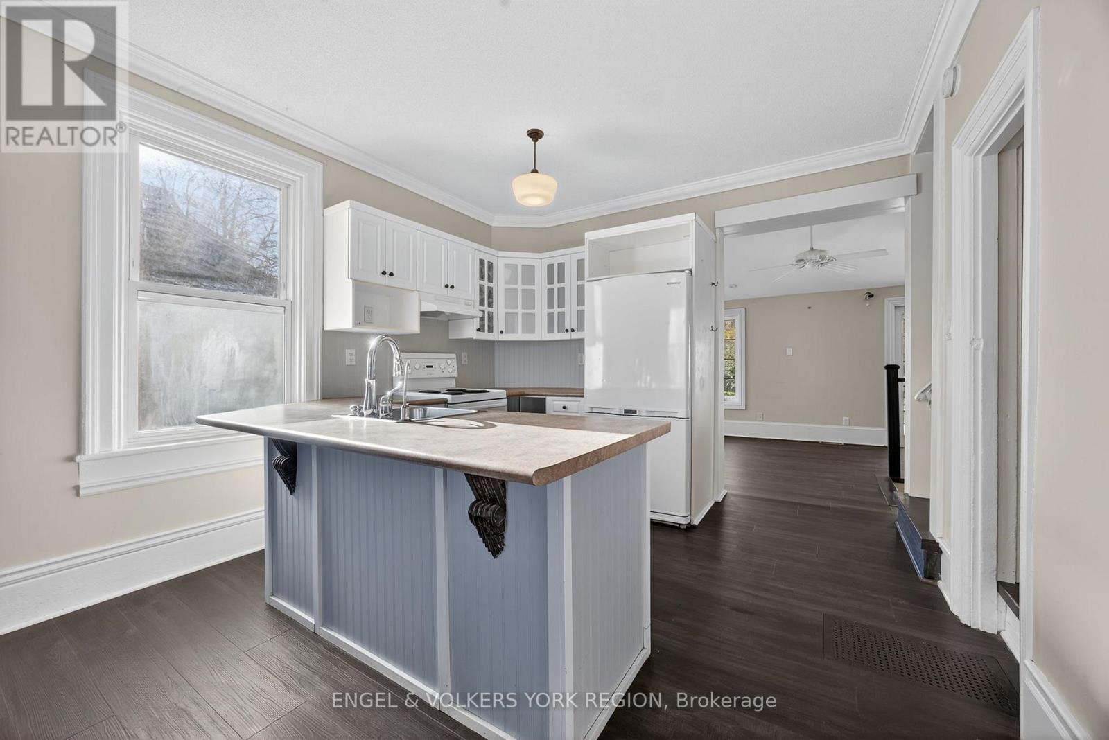 52 Parkside Drive, Barrie, Ontario  L4N 1W9 - Photo 11 - S12496352