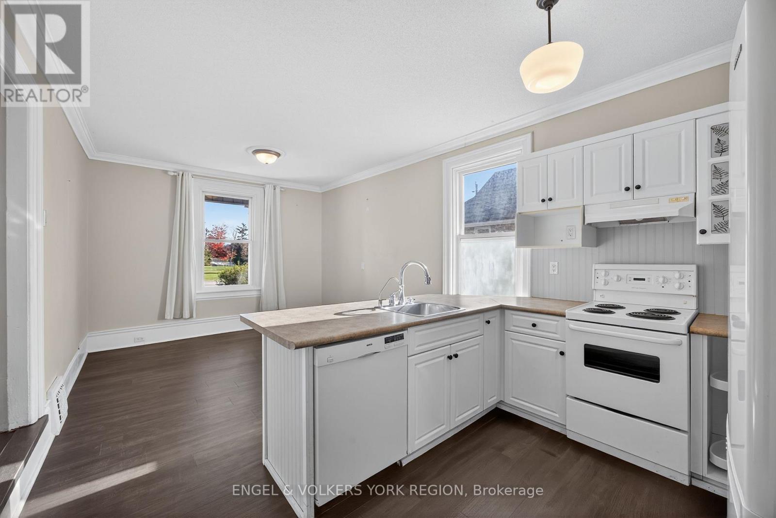 52 Parkside Drive, Barrie, Ontario  L4N 1W9 - Photo 13 - S12496352