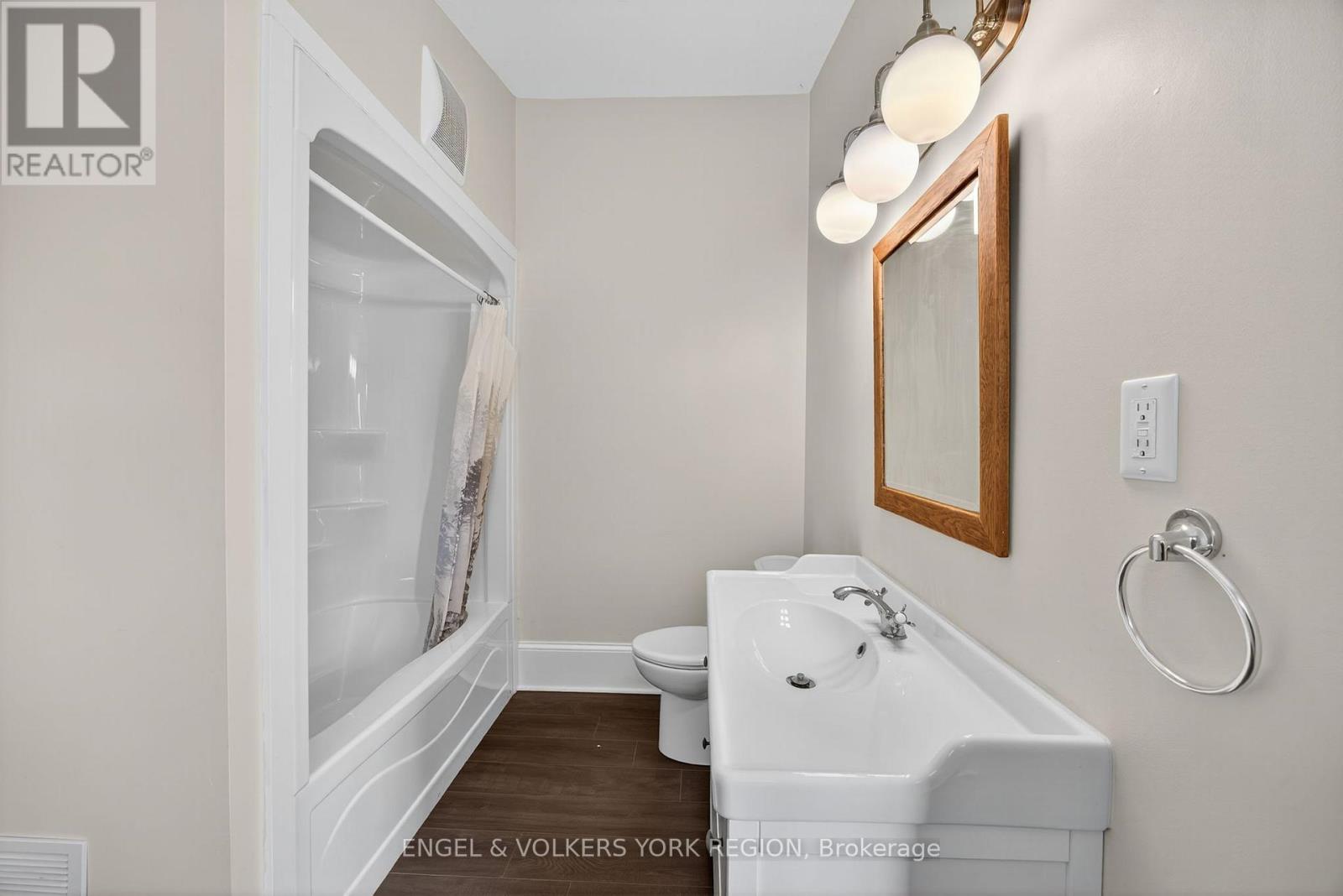 52 Parkside Drive, Barrie, Ontario  L4N 1W9 - Photo 18 - S12496352