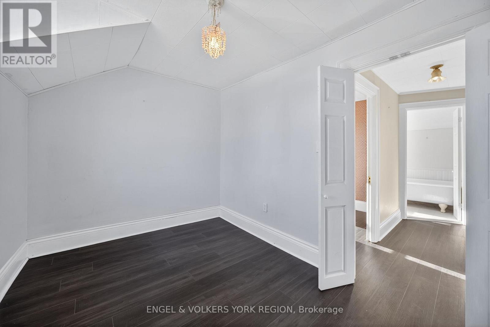 52 Parkside Drive, Barrie, Ontario  L4N 1W9 - Photo 25 - S12496352