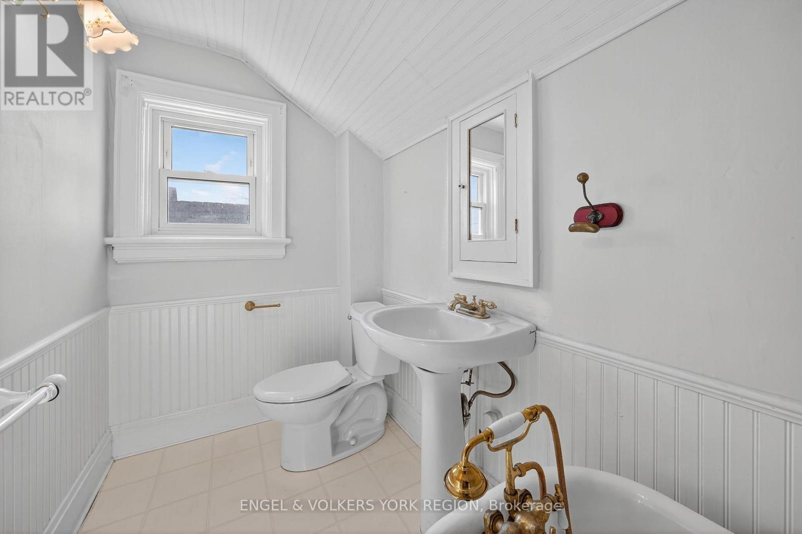 52 Parkside Drive, Barrie, Ontario  L4N 1W9 - Photo 27 - S12496352