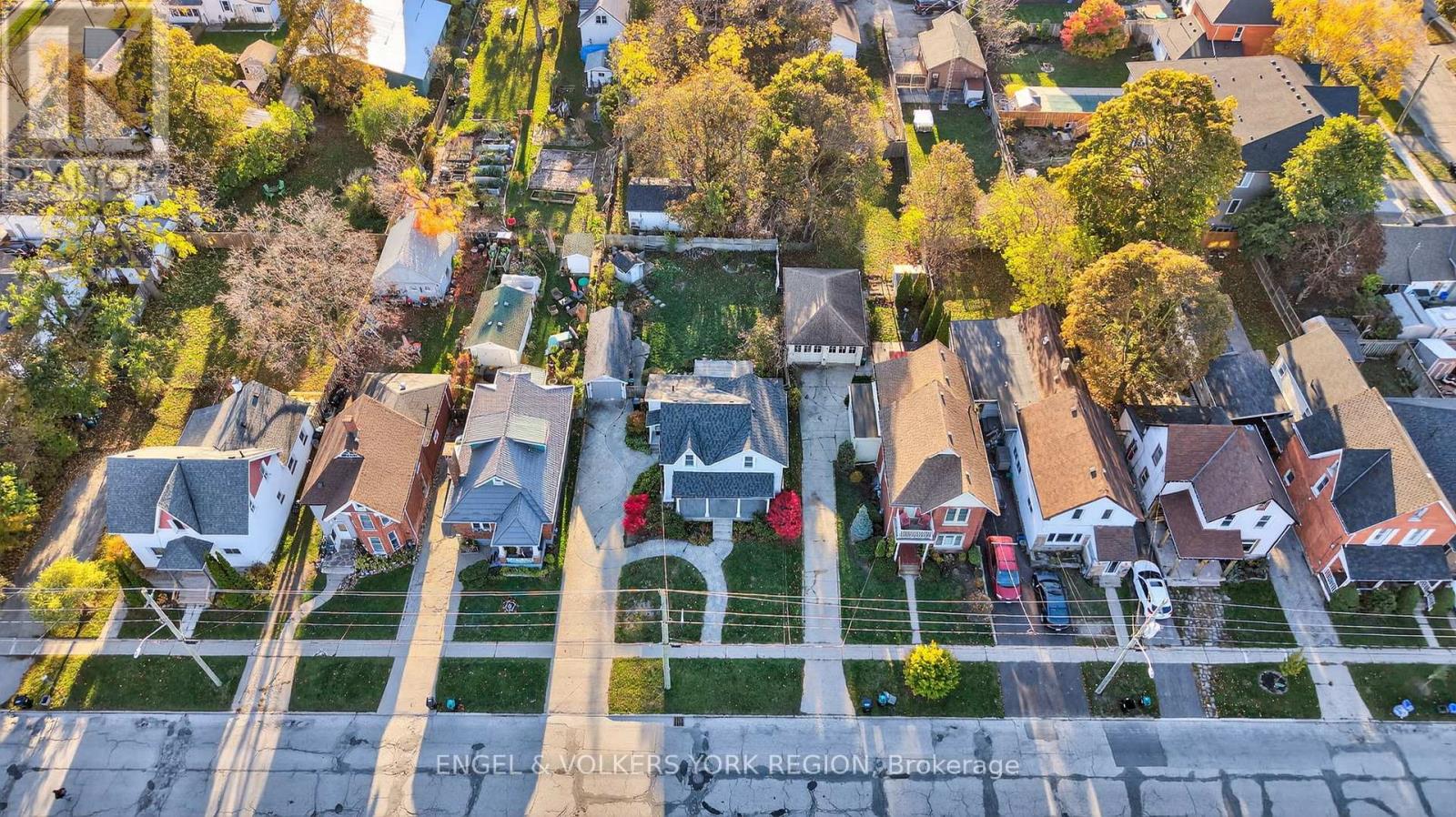 52 Parkside Drive, Barrie, Ontario  L4N 1W9 - Photo 42 - S12496352