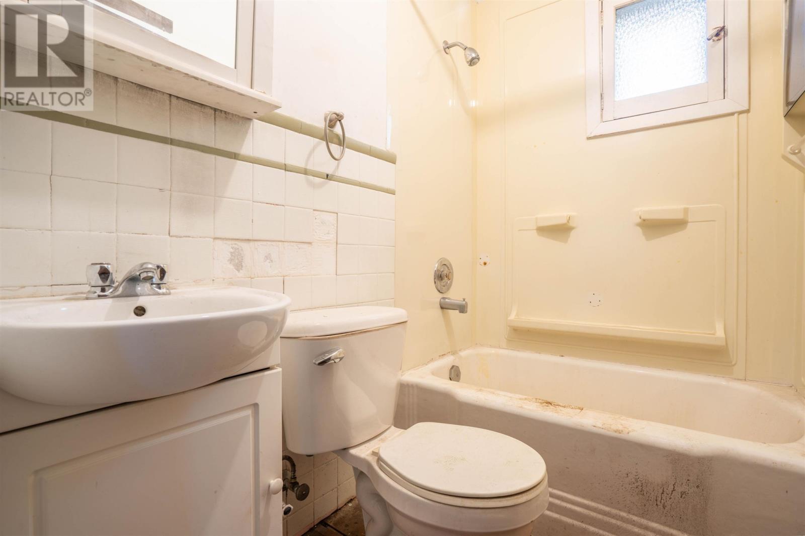 152 Pilgrim St, Sault Ste. Marie, Ontario P6A 3E9 - Photo 15 - SM253122