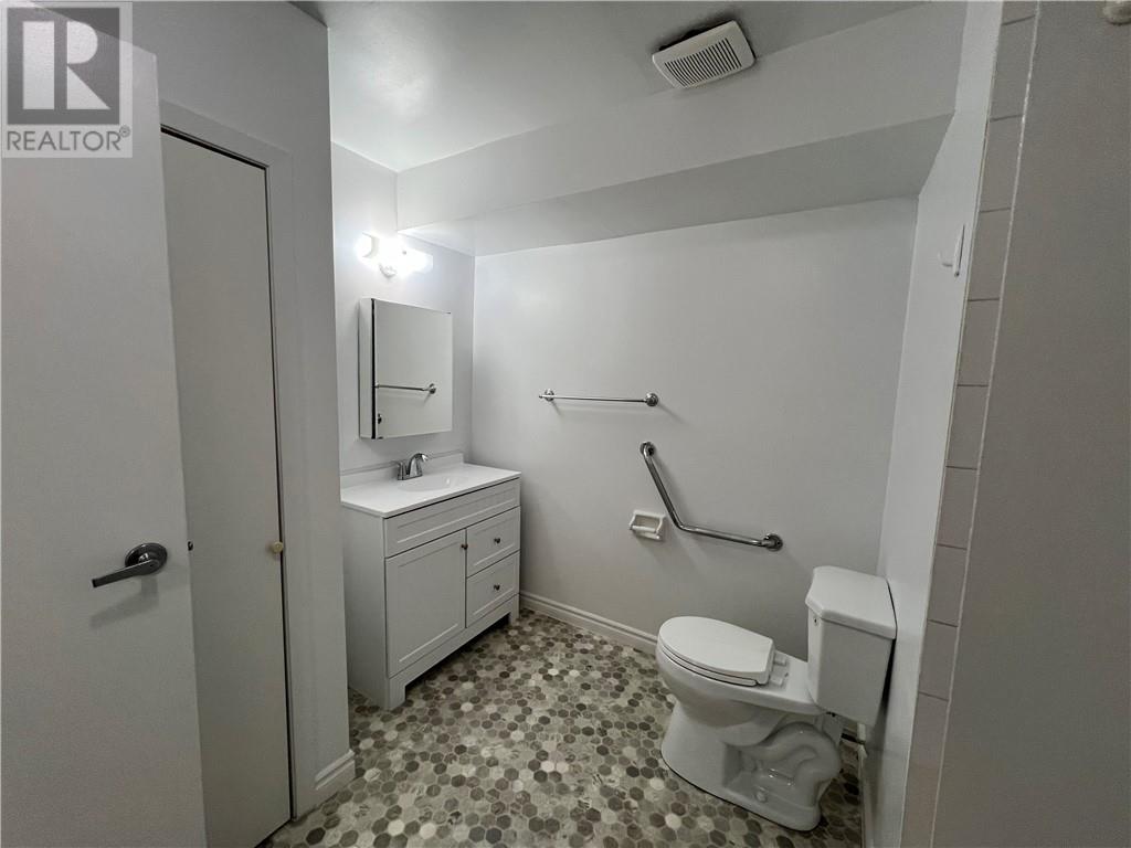 21 Balsam Street Unit# 104, Coniston, Ontario  P0M 1M0 - Photo 10 - 2125453