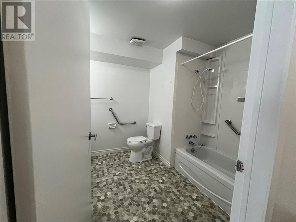 21 Balsam Street Unit# 104, Coniston, Ontario  P0M 1M0 - Photo 9 - 2125453