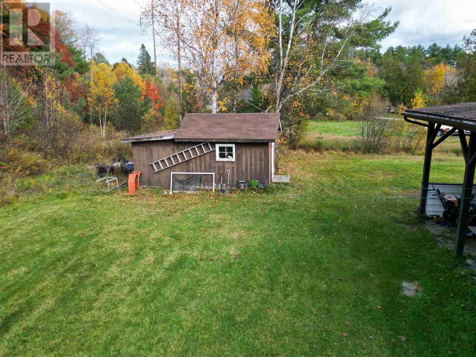 1039 Sheppards Ln, Spragge, Ontario P0R 1K0 - Photo 35 - SM253076