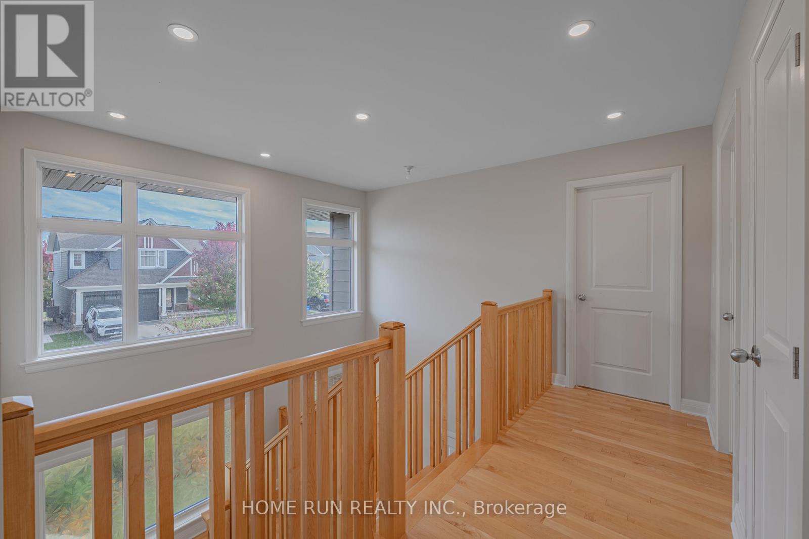 100 Lochhouse Walk, Ottawa, Ontario  K2J 6A4 - Photo 18 - X12468309