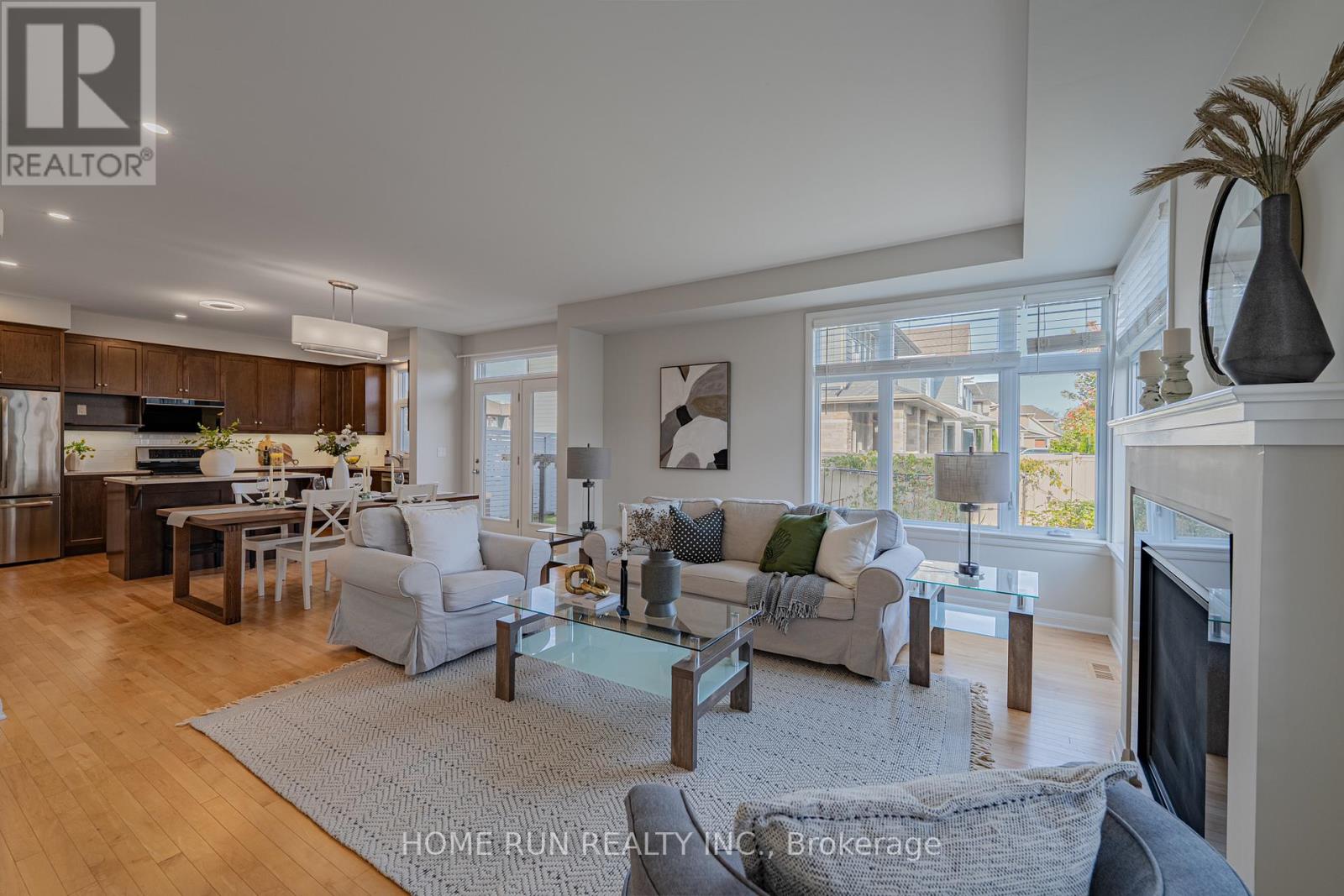 100 Lochhouse Walk, Ottawa, Ontario  K2J 6A4 - Photo 8 - X12468309