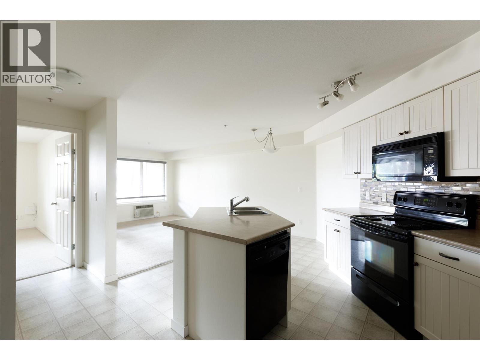 135 Ziprick Road Unit# 111 Kelowna Photo 5