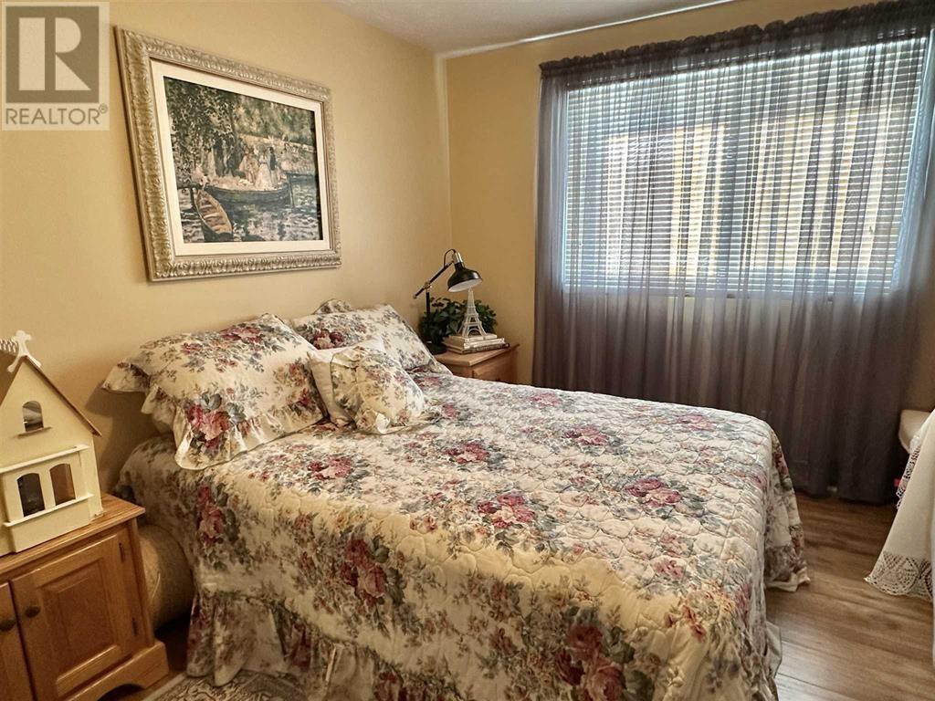 1 Gauthier Pl, Elliot Lake, Ontario  P5A 3M1 - Photo 13 - SM253136