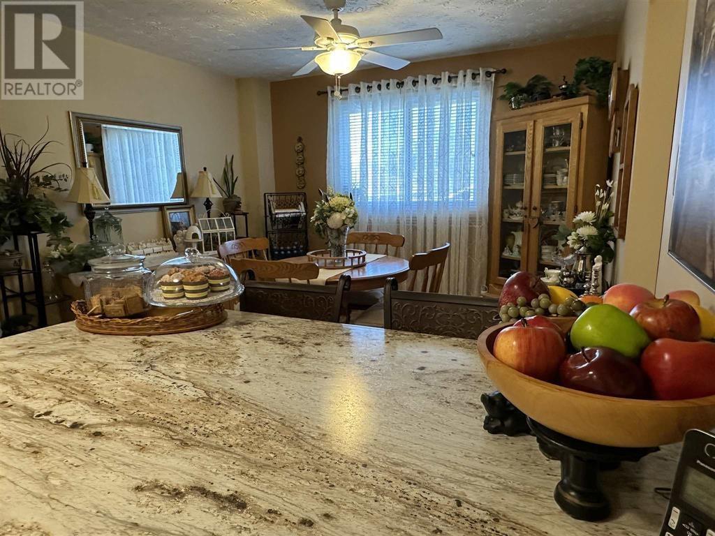 1 Gauthier Pl, Elliot Lake, Ontario  P5A 3M1 - Photo 6 - SM253136