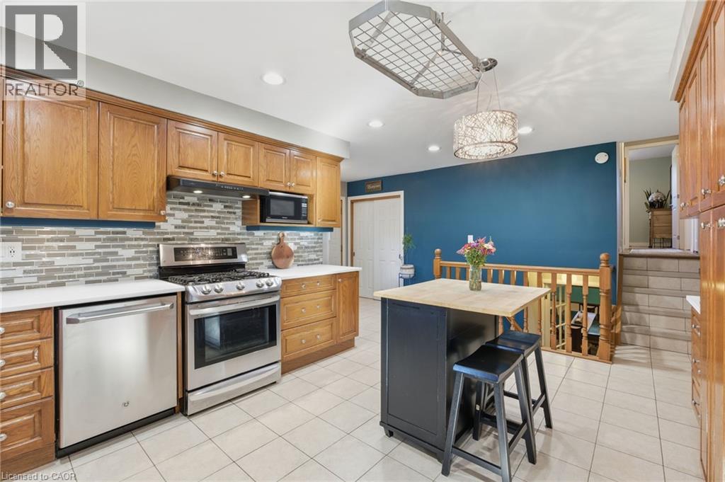 5 Piper Place, Hamilton, Ontario  L9C 6X5 - Photo 8 - 40778378