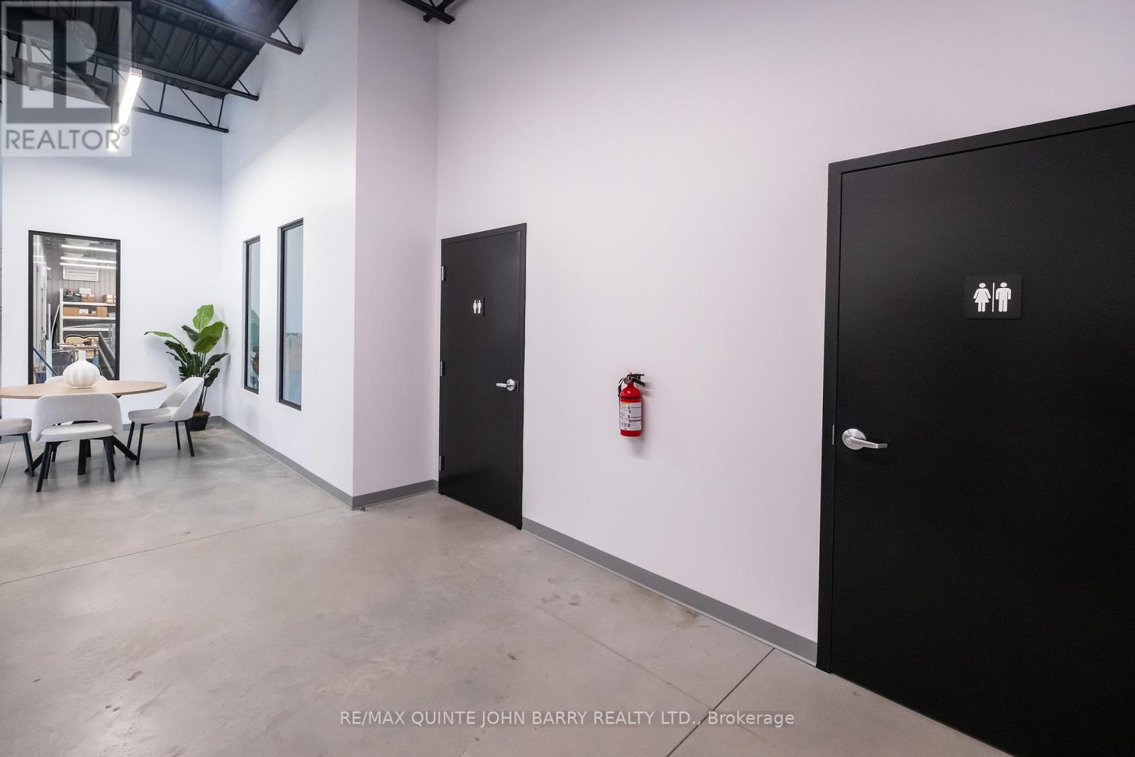 Unit B - 6 Douglas Road, Quinte West (Trenton Ward), Ontario  K8V 5P8 - Photo 16 - X12496566