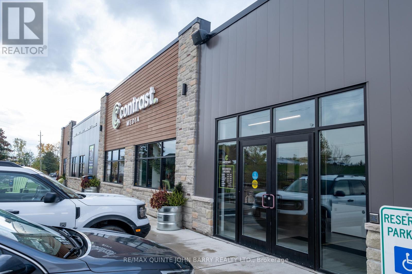 Unit B - 6 Douglas Road, Quinte West (Trenton Ward), Ontario  K8V 5P8 - Photo 3 - X12496566