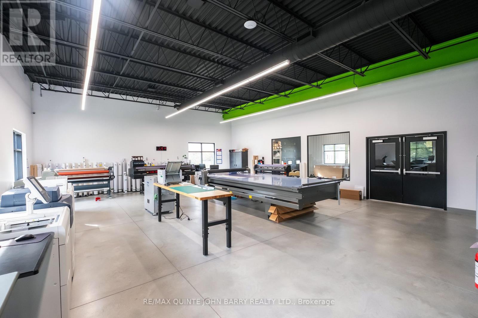 Unit B - 6 Douglas Road, Quinte West (Trenton Ward), Ontario  K8V 5P8 - Photo 8 - X12496566