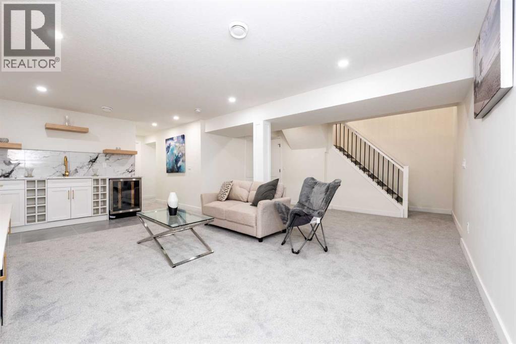 152 Southampthon Drive Sw, Calgary, Alberta  T2W 0V1 - Photo 34 - A2265620