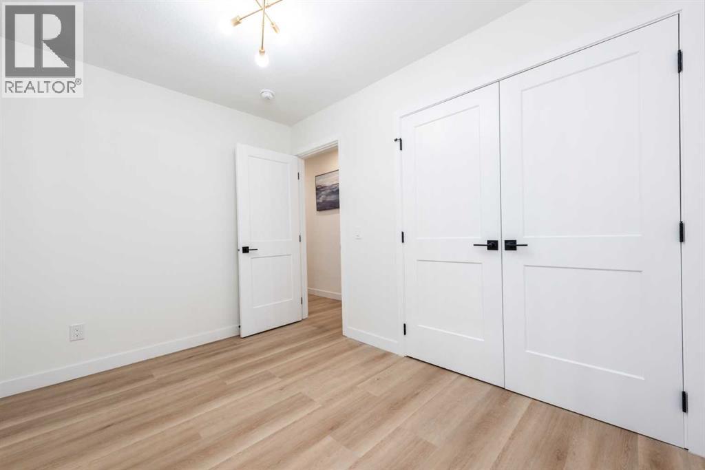 152 Southampthon Drive Sw, Calgary, Alberta  T2W 0V1 - Photo 29 - A2265620