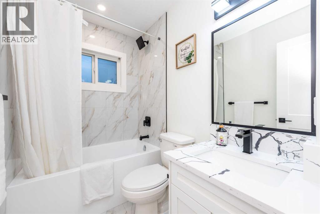 152 Southampthon Drive Sw, Calgary, Alberta  T2W 0V1 - Photo 32 - A2265620