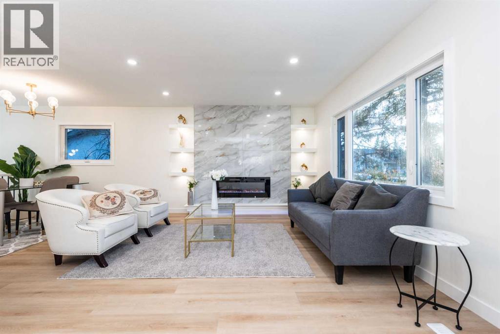 152 Southampthon Drive Sw, Calgary, Alberta  T2W 0V1 - Photo 6 - A2265620