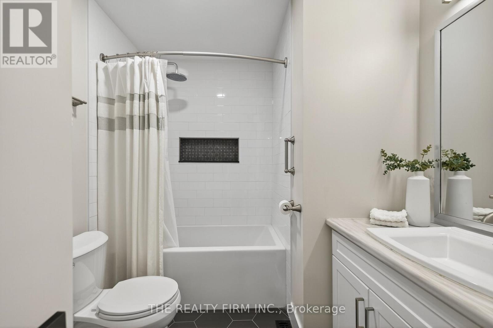 107 Cheswick Circle, London South, Ontario  N6E 3L2 - Photo 26 - X12496582