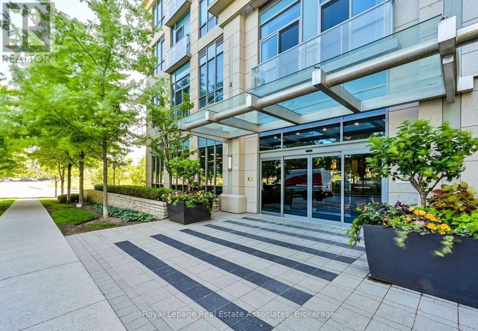 2208 - 15 Viking Lane, Toronto (Islington-City Centre West), Ontario  M9B 0A4 - Photo 2 - W12496232