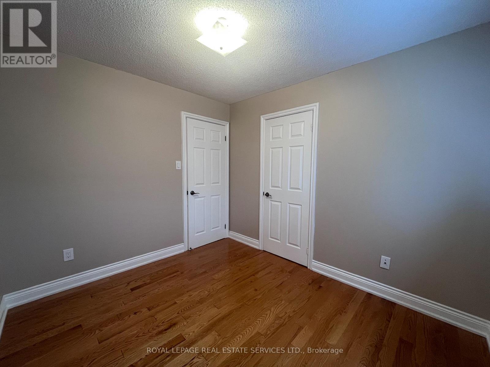 Upper - 5254 Astwell Avenue W, Mississauga, Ontario  L5R 3H8 - Photo 22 - W12496280
