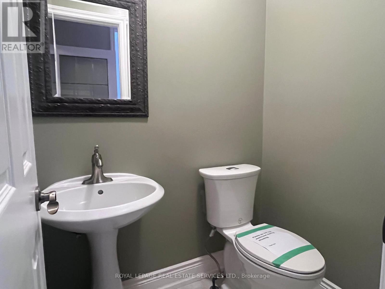 Upper - 5254 Astwell Avenue W, Mississauga, Ontario  L5R 3H8 - Photo 6 - W12496280