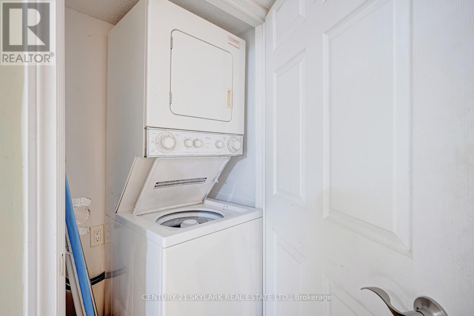 30 Wexford Road, Brampton (Heart Lake West), Ontario  L6Z 2V8 - Photo 48 - W12496334