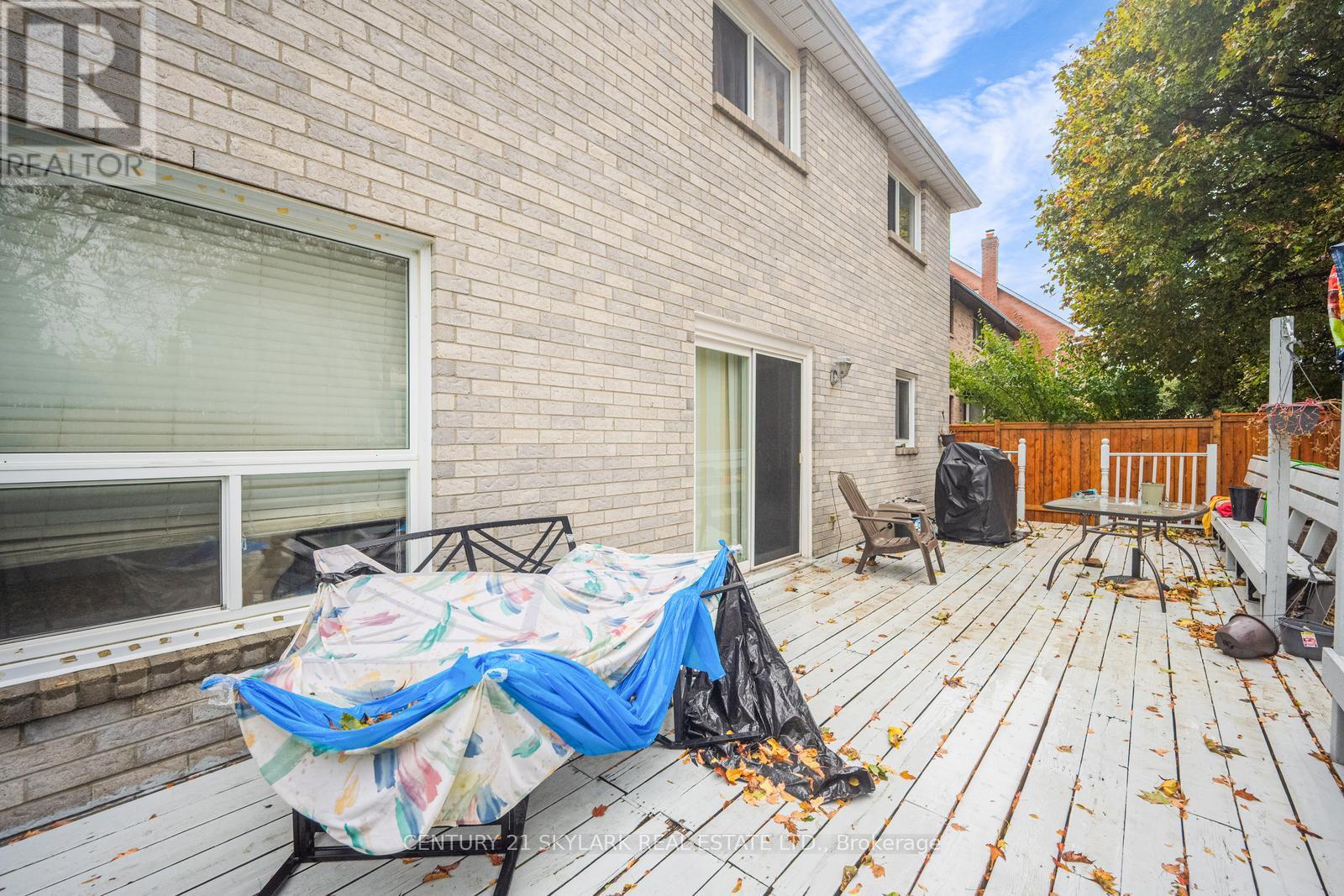 30 Wexford Road, Brampton (Heart Lake West), Ontario  L6Z 2V8 - Photo 49 - W12496334