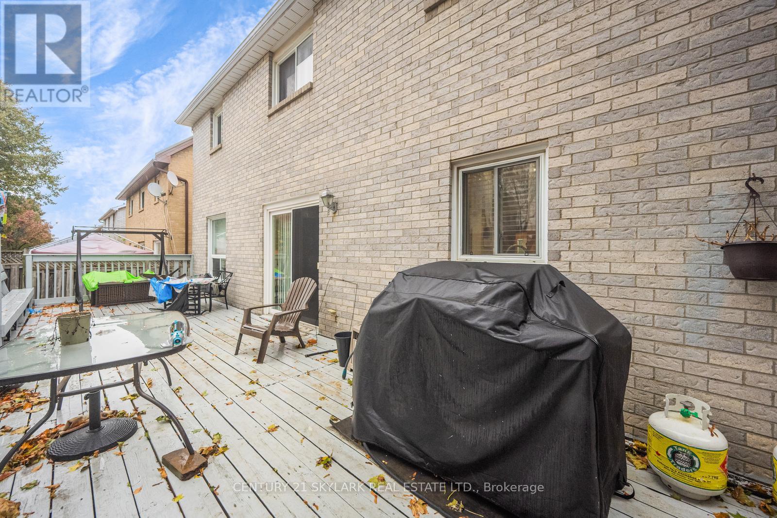 30 Wexford Road, Brampton (Heart Lake West), Ontario  L6Z 2V8 - Photo 50 - W12496334