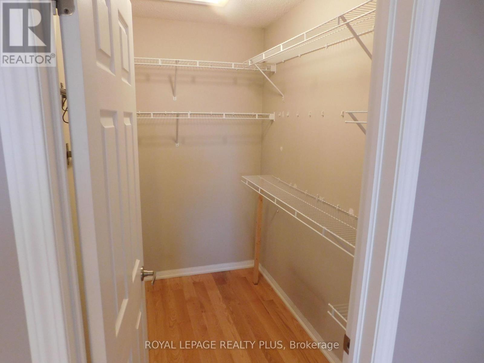 575 Speyer Circle, Milton, Ontario  L9T 0Y1 - Photo 21 - W12496340