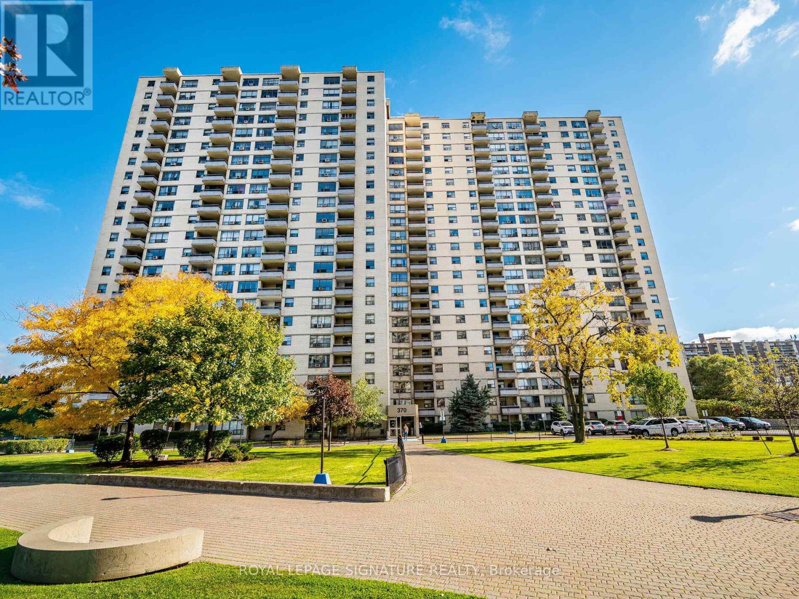 113 - 370 DIXON ROAD, Toronto, Ontario