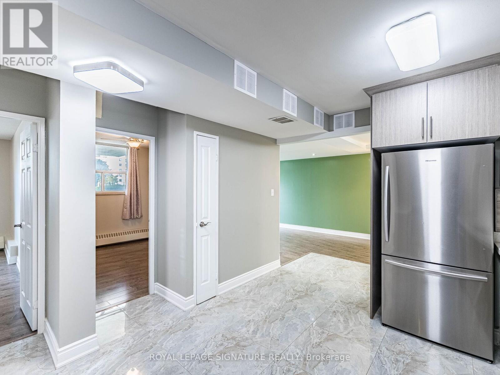 113 - 370 Dixon Road, Toronto, Ontario  M9R 1T2 - Photo 14 - W12496344