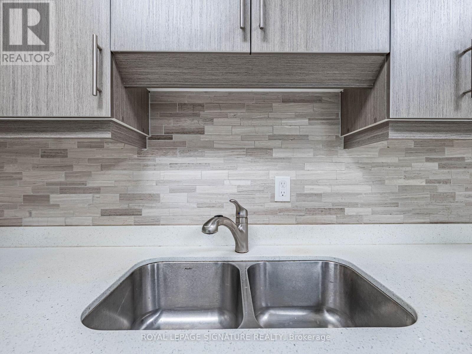 113 - 370 Dixon Road, Toronto, Ontario  M9R 1T2 - Photo 17 - W12496344