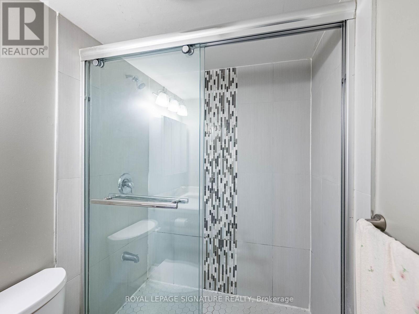 113 - 370 Dixon Road, Toronto, Ontario  M9R 1T2 - Photo 30 - W12496344