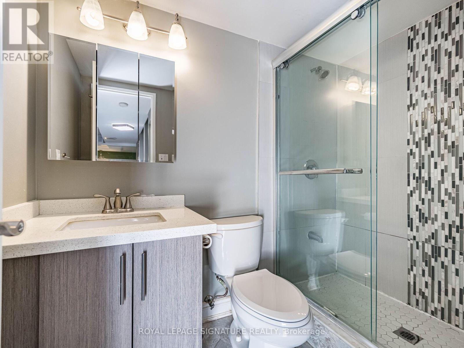 113 - 370 Dixon Road, Toronto, Ontario  M9R 1T2 - Photo 31 - W12496344