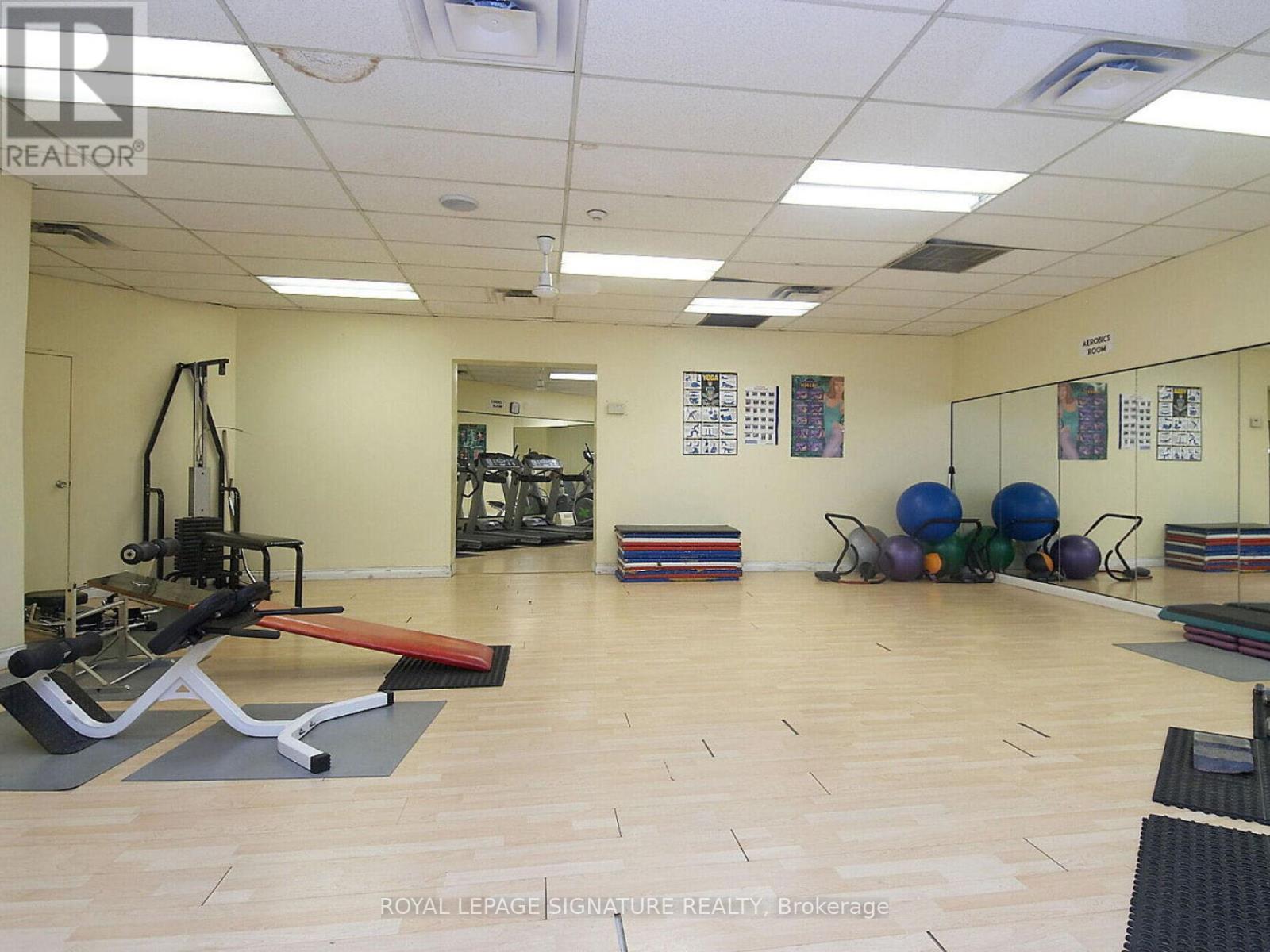 113 - 370 Dixon Road, Toronto, Ontario  M9R 1T2 - Photo 45 - W12496344