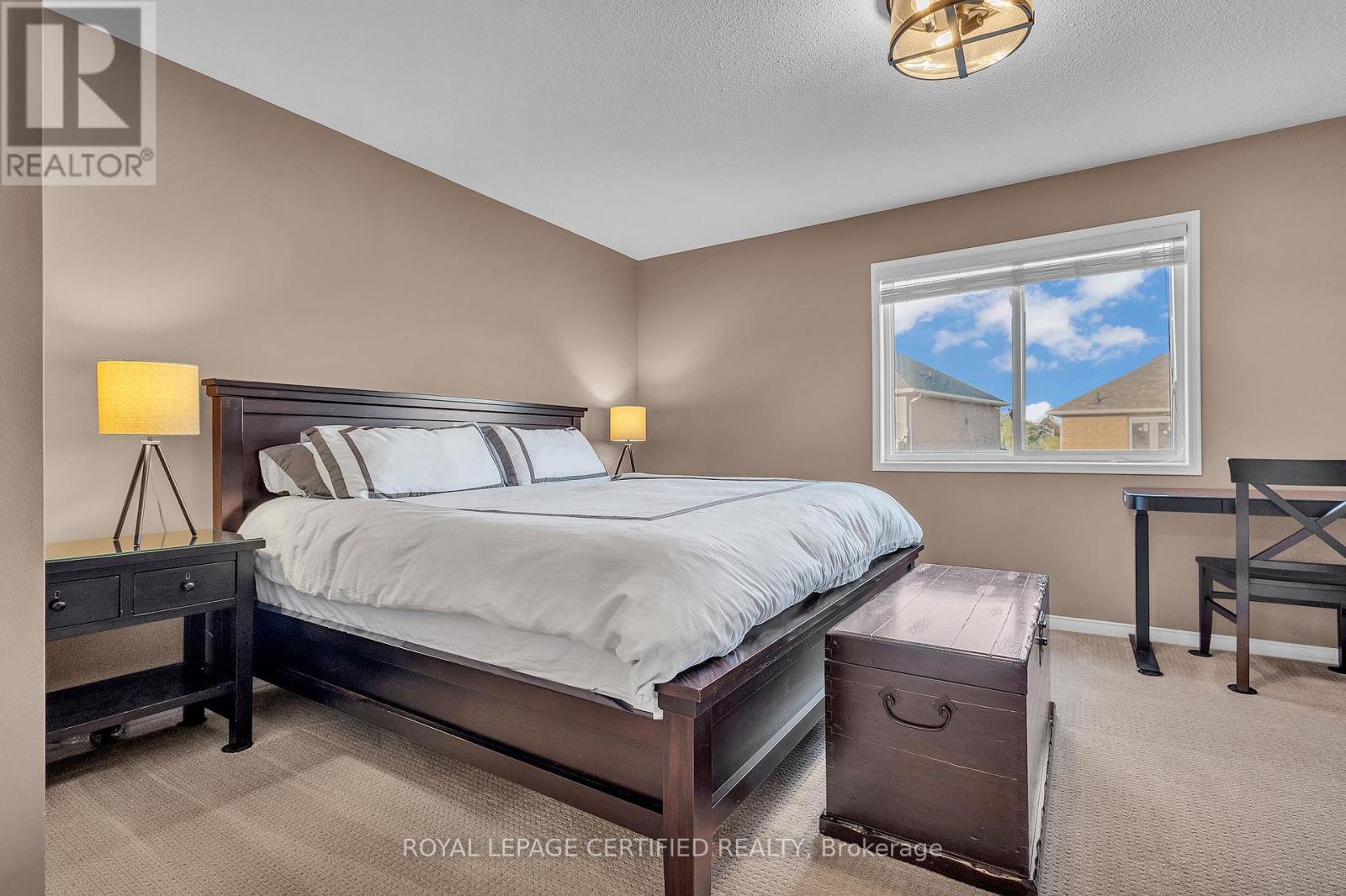 363 Edenbrook Hill Drive, Brampton (Fletcher's Meadow), Ontario  L7A 2N4 - Photo 17 - W12496386