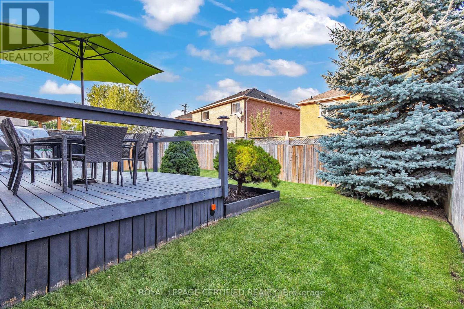 363 Edenbrook Hill Drive, Brampton (Fletcher's Meadow), Ontario  L7A 2N4 - Photo 27 - W12496386