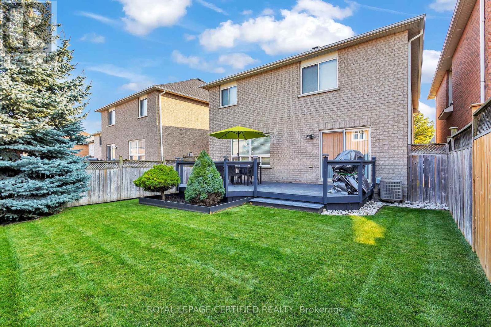 363 Edenbrook Hill Drive, Brampton (Fletcher's Meadow), Ontario  L7A 2N4 - Photo 28 - W12496386