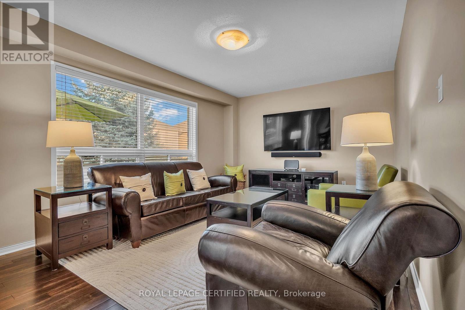 363 Edenbrook Hill Drive, Brampton (Fletcher's Meadow), Ontario  L7A 2N4 - Photo 9 - W12496386