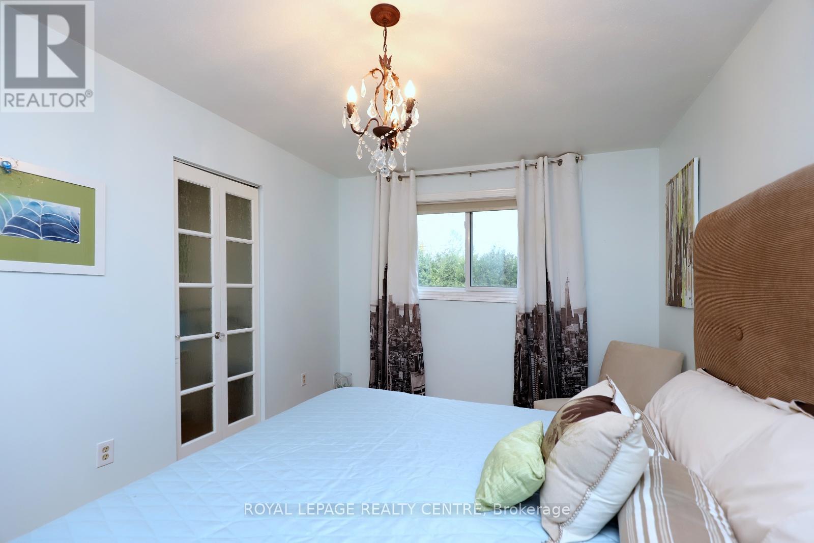 102 Church Street, Orangeville, Ontario  L9W 1P2 - Photo 20 - W12496392