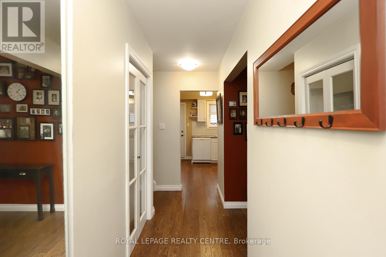 102 Church Street, Orangeville, Ontario  L9W 1P2 - Photo 8 - W12496392