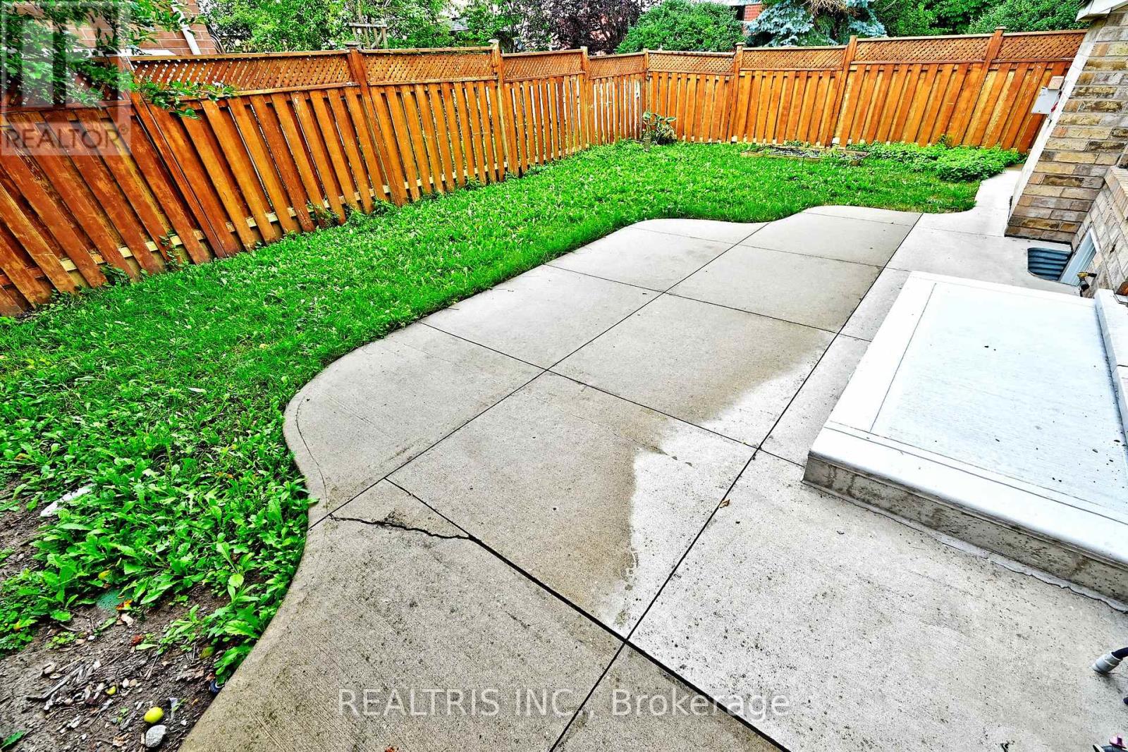 649 Marley Crescent, Milton, Ontario  L9T 5V2 - Photo 34 - W12496474