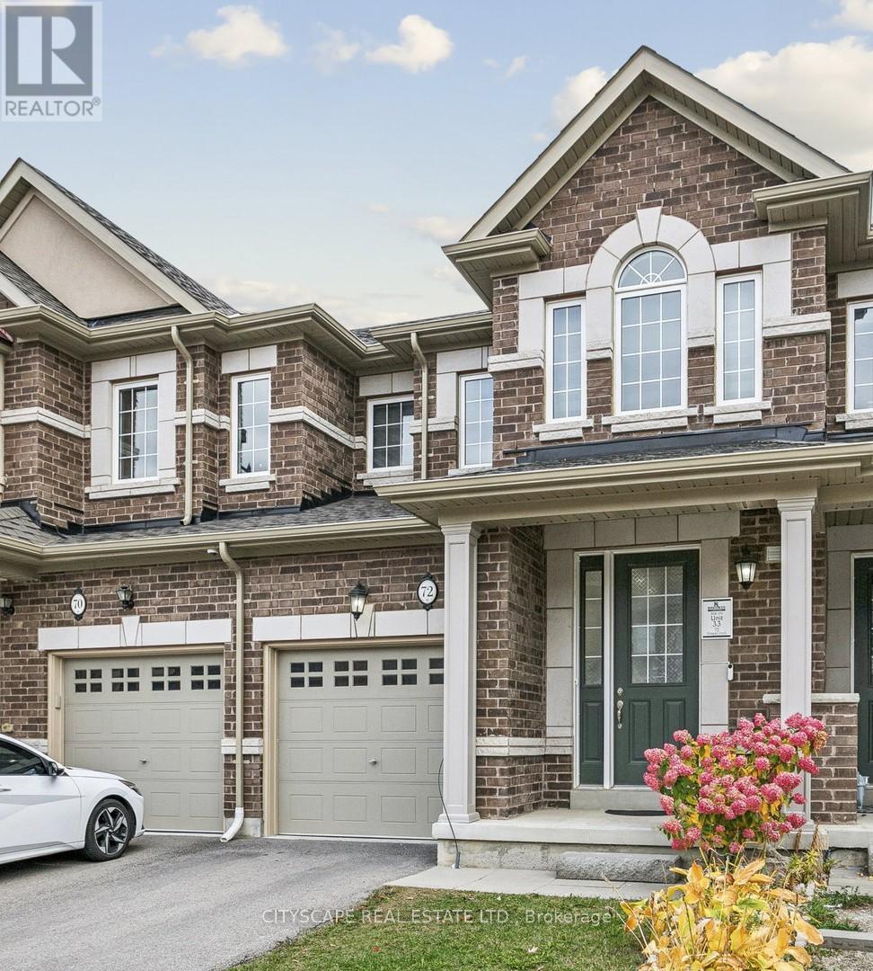 72 Finegan Circle, Brampton, Ontario  L7A 4Z8 - Photo 2 - W12496482