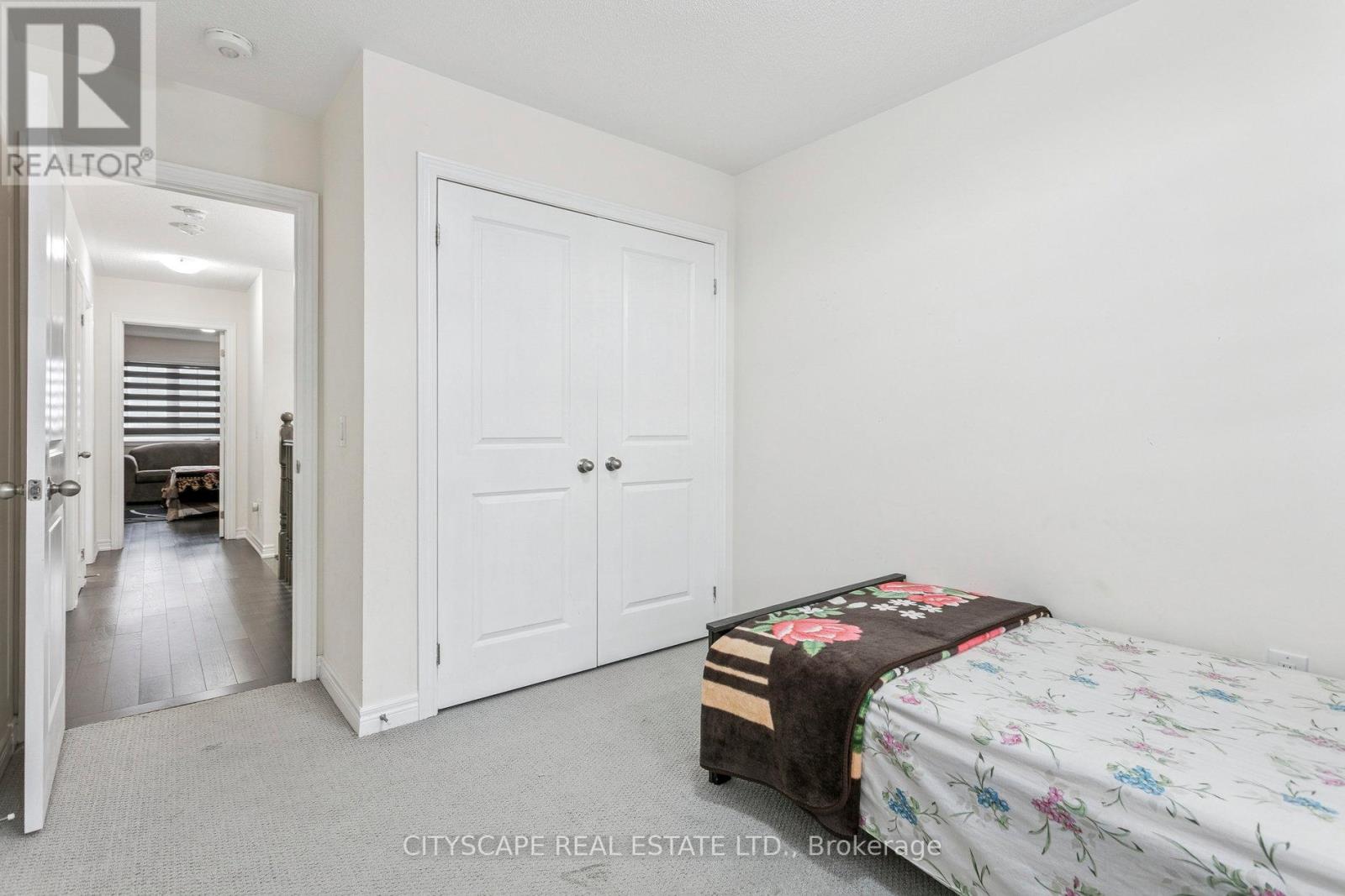 72 Finegan Circle, Brampton, Ontario  L7A 4Z8 - Photo 24 - W12496482