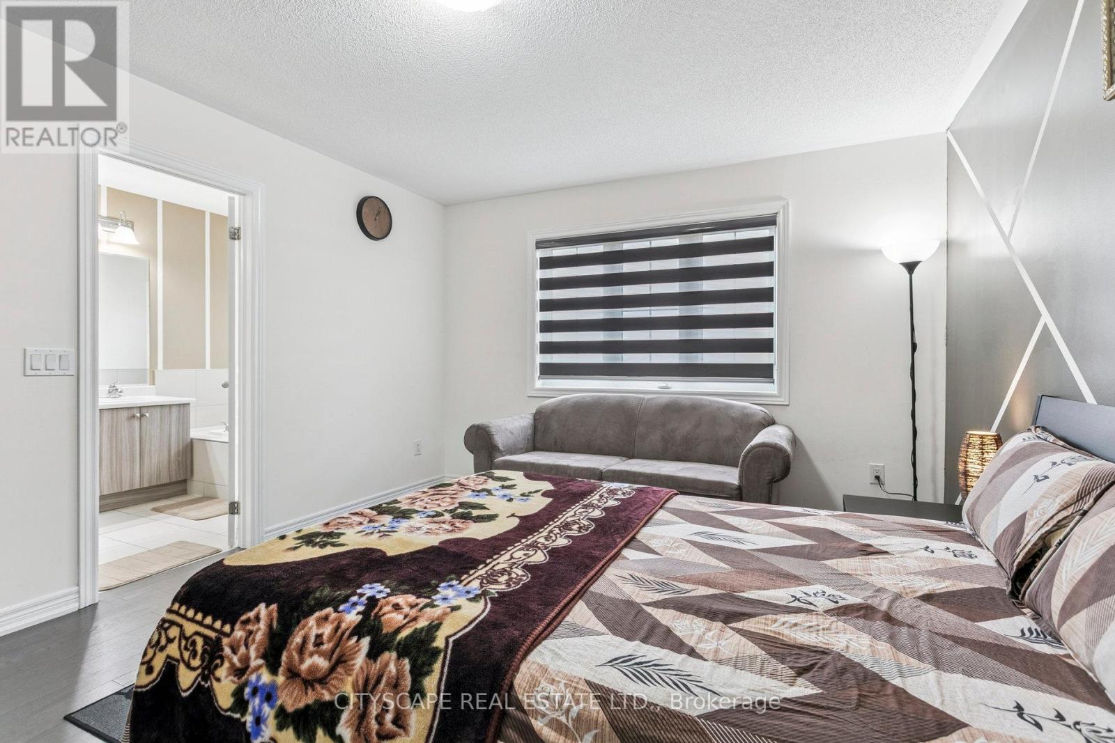 72 Finegan Circle, Brampton, Ontario  L7A 4Z8 - Photo 27 - W12496482