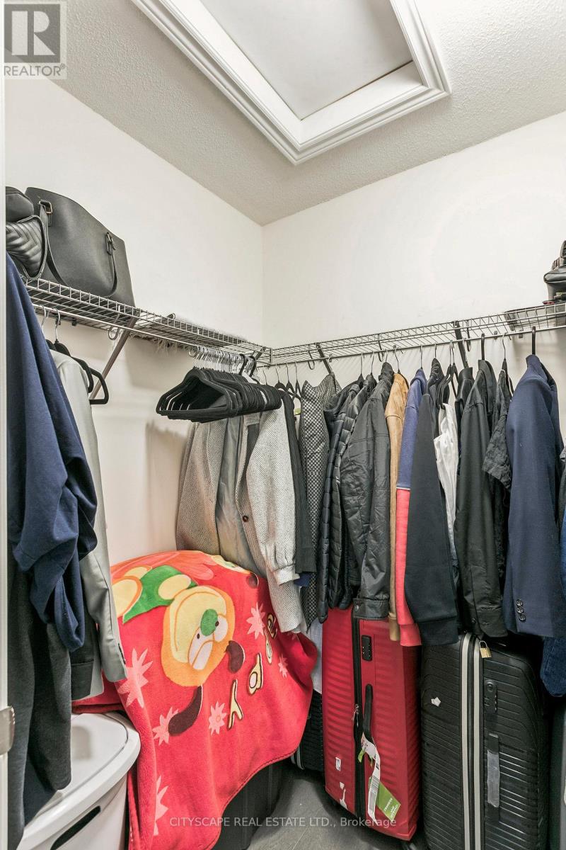 72 Finegan Circle, Brampton, Ontario  L7A 4Z8 - Photo 33 - W12496482